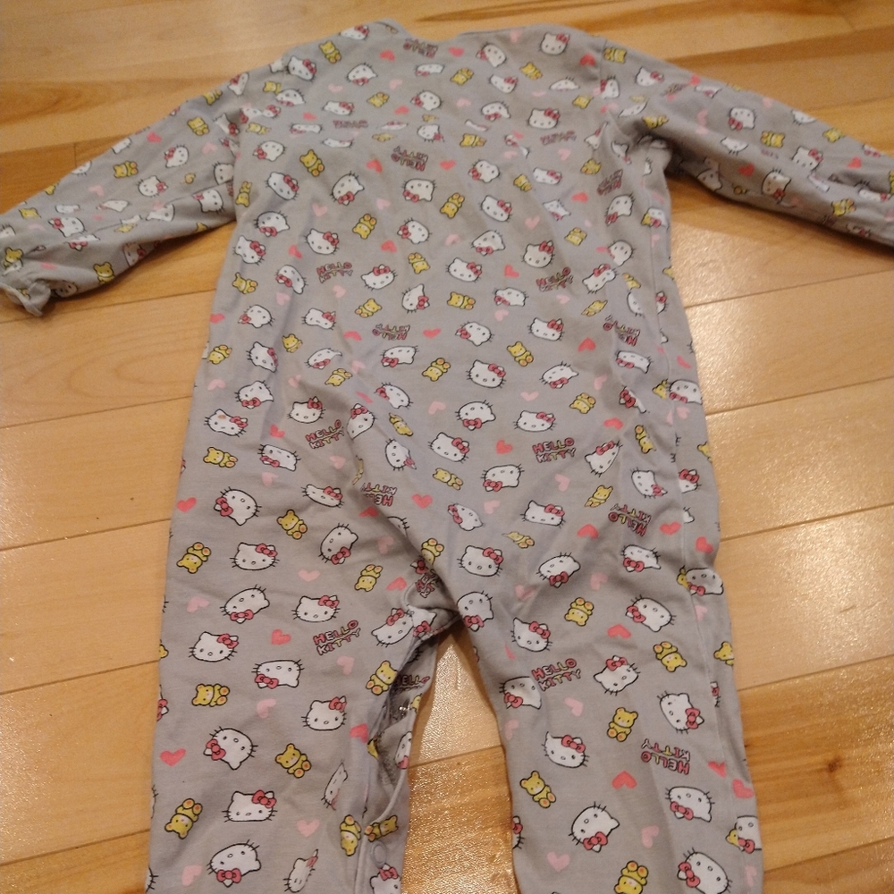 6-9m H&M Sanrio gray hello Kitty footie sleeper Pyjama